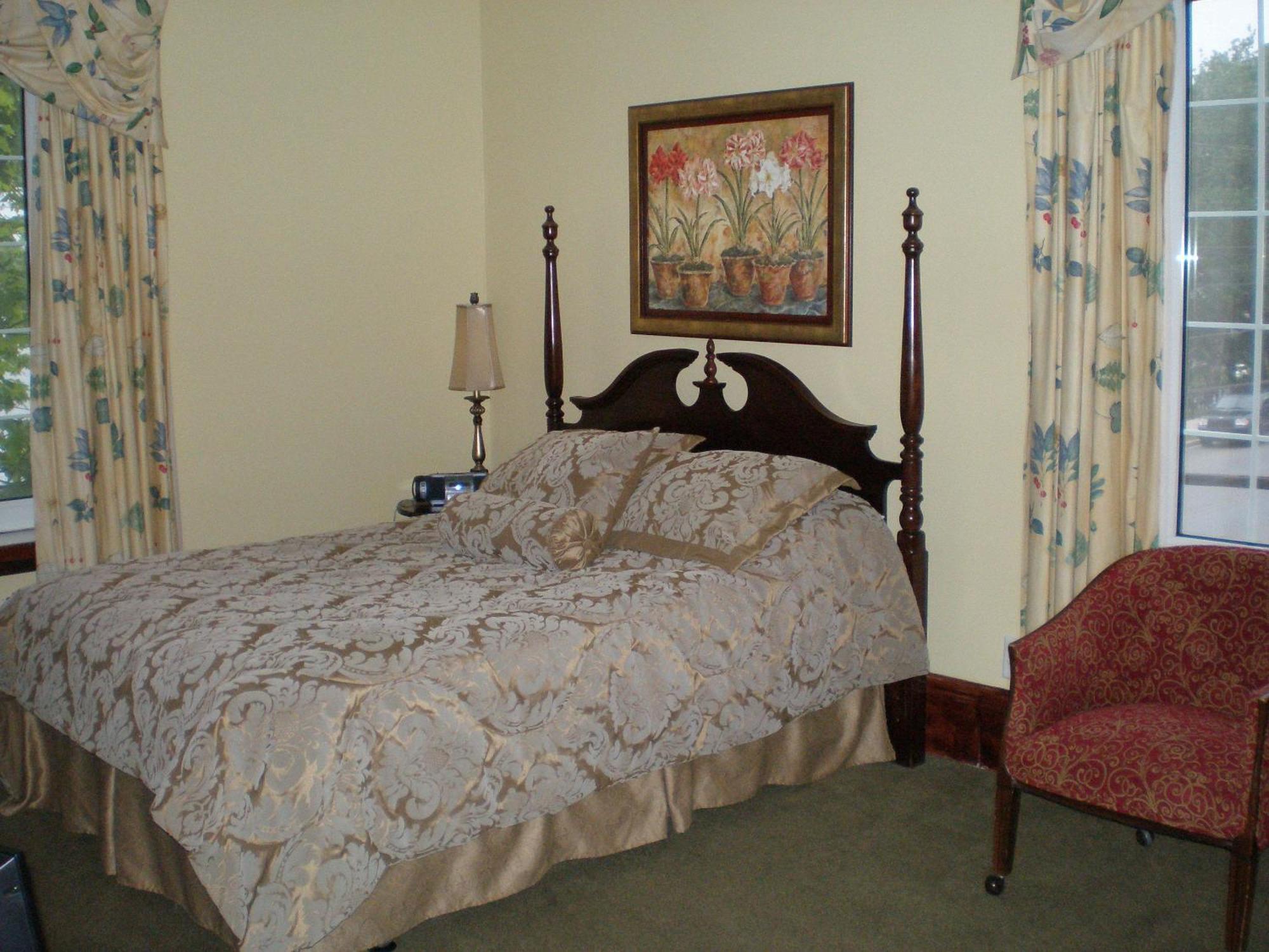 Spanish Bay Inn, Canada سيدني المظهر الخارجي الصورة