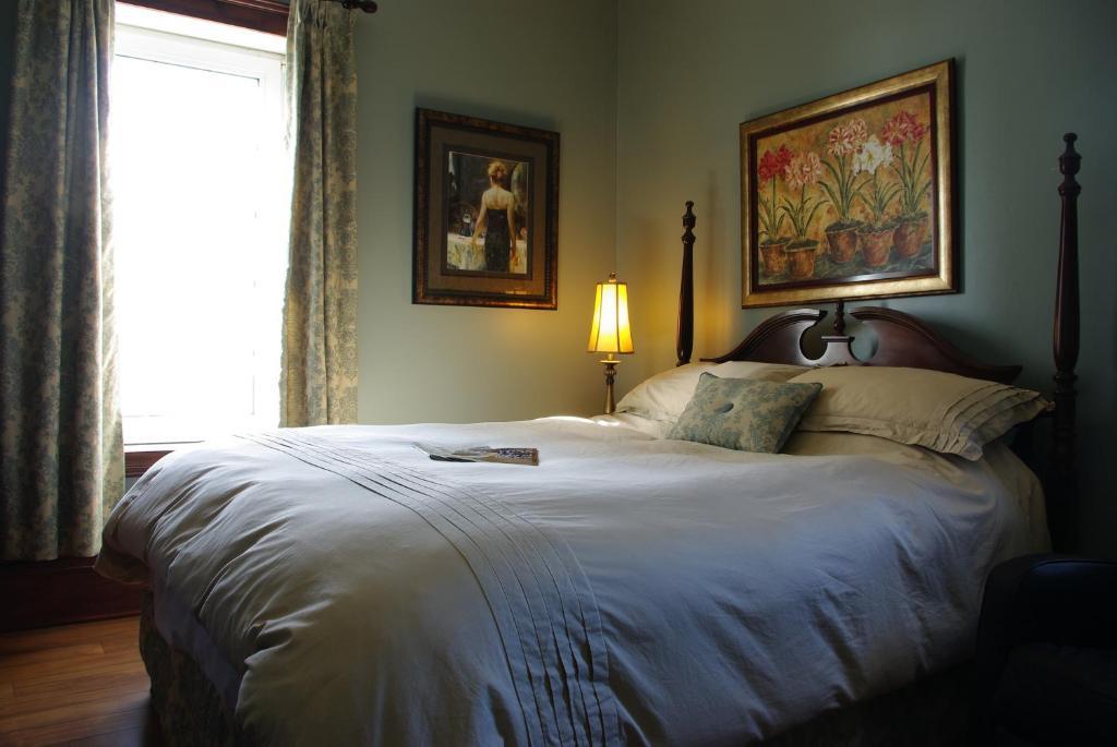 Spanish Bay Inn, Canada سيدني الغرفة الصورة